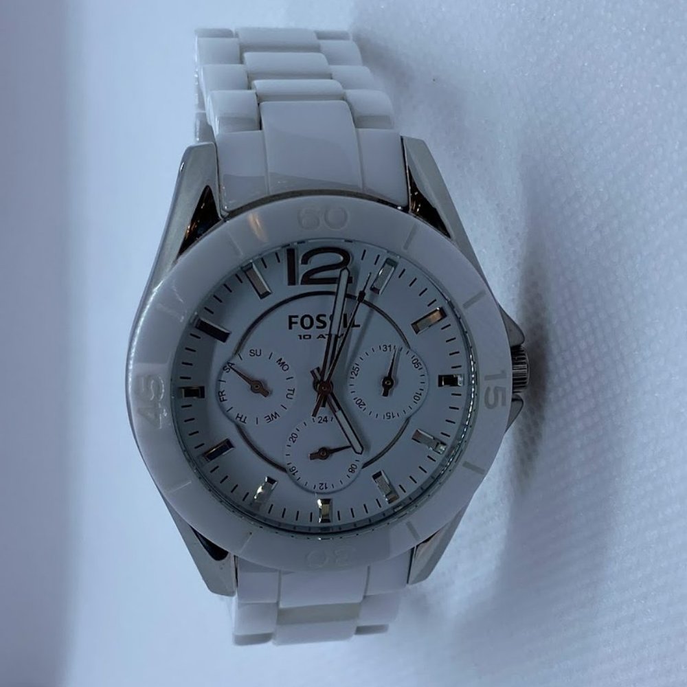 Women's White Ceramic Fossil Watch